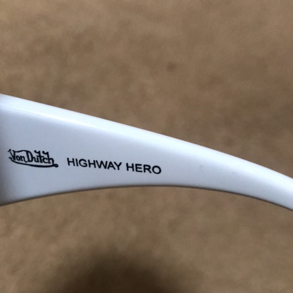 🌸NEW🌸 Von Dutch Rare VTG Flying Eyeball Highway Hero Sunglasses - Picture 7 of 16